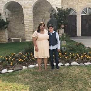 Meet your Posher, Adriana